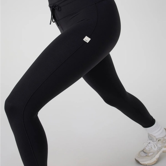 Vuori Daily Legging Women's Black Leggings $88 yoga gym athliesure small - Picture 4 of 10